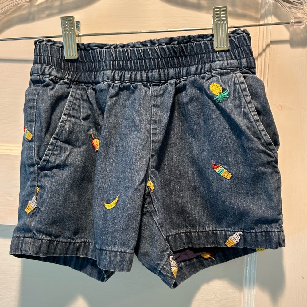 Hanna Andersson embroidered chambray shorts